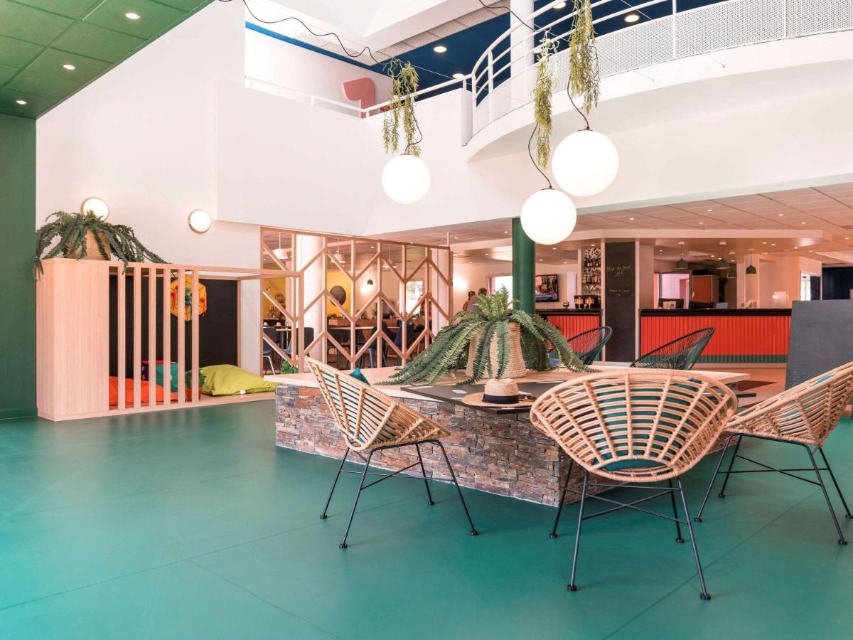 Отель Ibis Styles Marseille Plan De Campagne Ле-Пенн-Мирабо Экстерьер фото